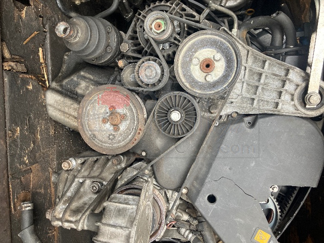 2000 Alfa Romeo Engine