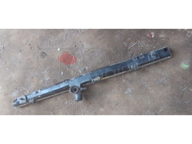 Toyota Camry Spider radiator top cover