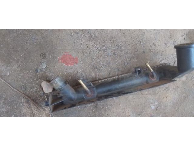 Toyota Corolla 03 radiator tank cover