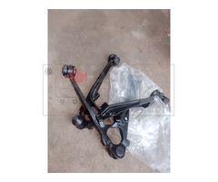 2007 Cadillac escalade lower arms