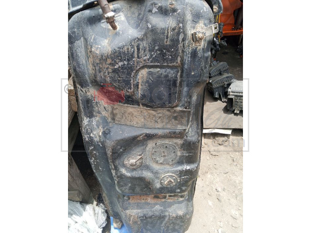 Toyota fish fuel tank