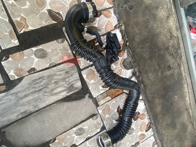 Nissan Quashqai Air intake hose