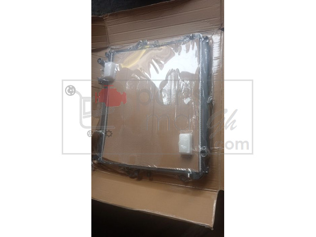 Nissan Navara Radiator tank