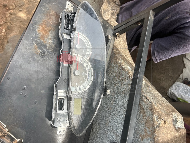Toyota  Yaris meterboard 2008