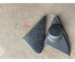 Corolla 14 mirror quarter molding