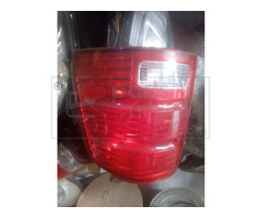 2002-2005 Ford Explorer Tail light