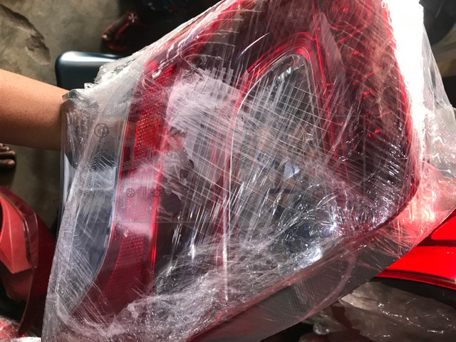 Toyota vitz Tail light