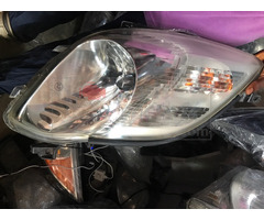 2006 Toyota Vitz Headlight