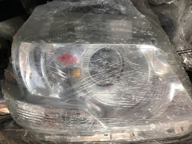 Toyota Sienta Headlight
