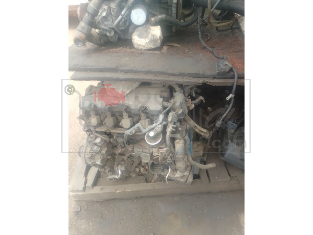Nissan Navara Yd25 Diesel engine