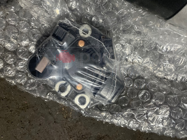 Hyundai Elantra Voltage regulator