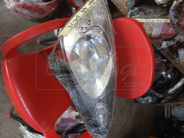 2009-2012 Honda fit  Headlight