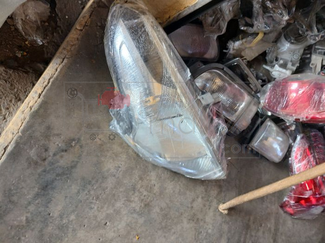 2016 Nissan Almera  Headlight