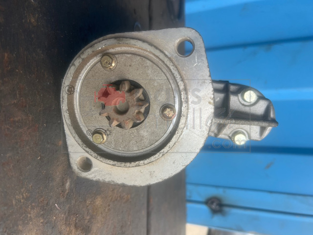 Nissan hardbody starter