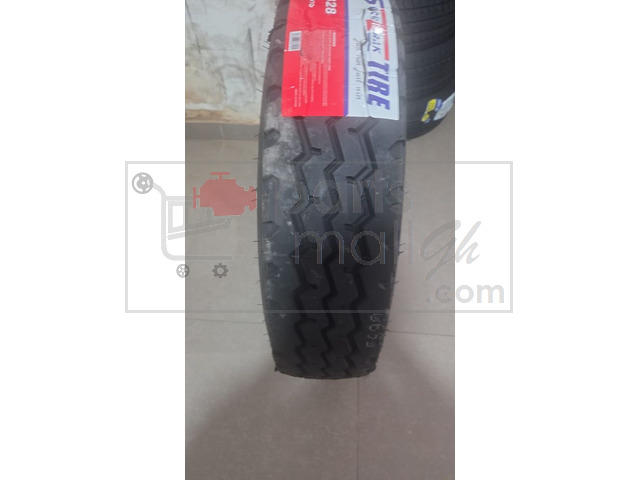 Used All-Season Tire Set