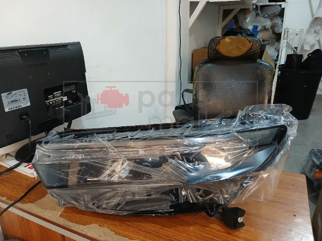 CRV 2023 headlight